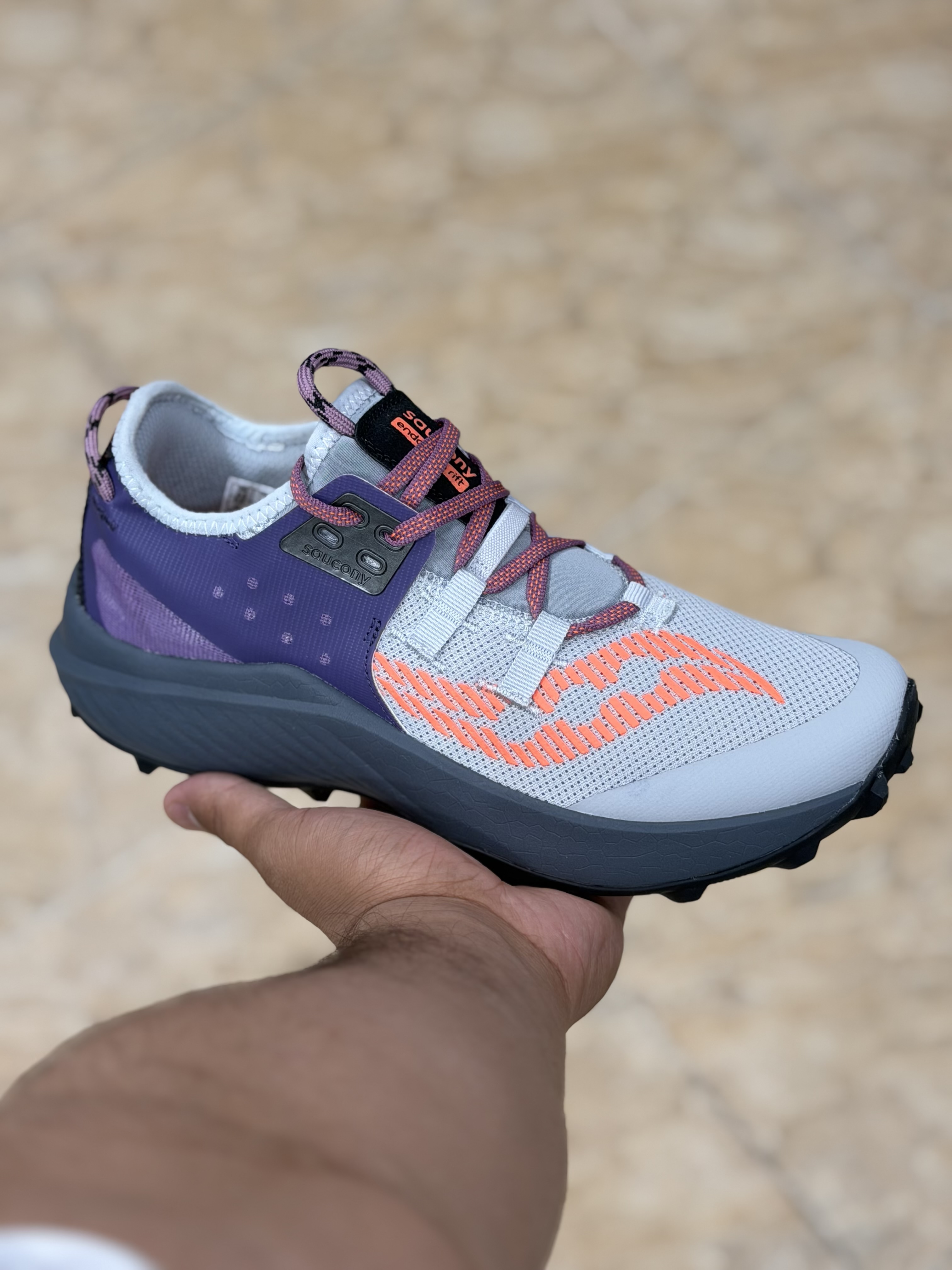برند ساکونی saucony endorphin rift